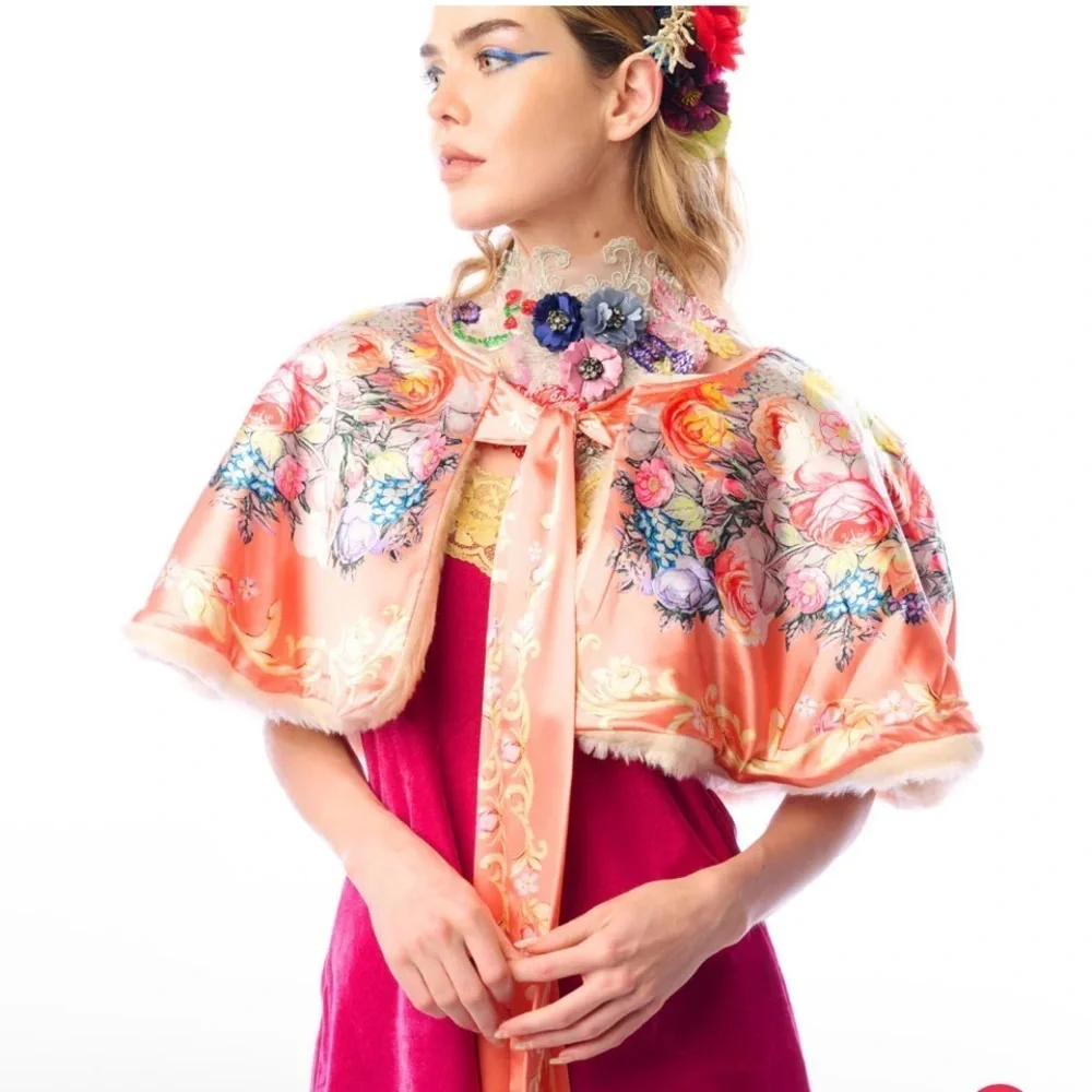 Aratta Silent Journey Kelly Grace Reversible Cape NWT